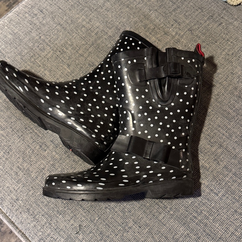 Capelli of New York Black and White Polka Dot Rain Boots